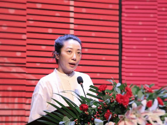 员工代表1